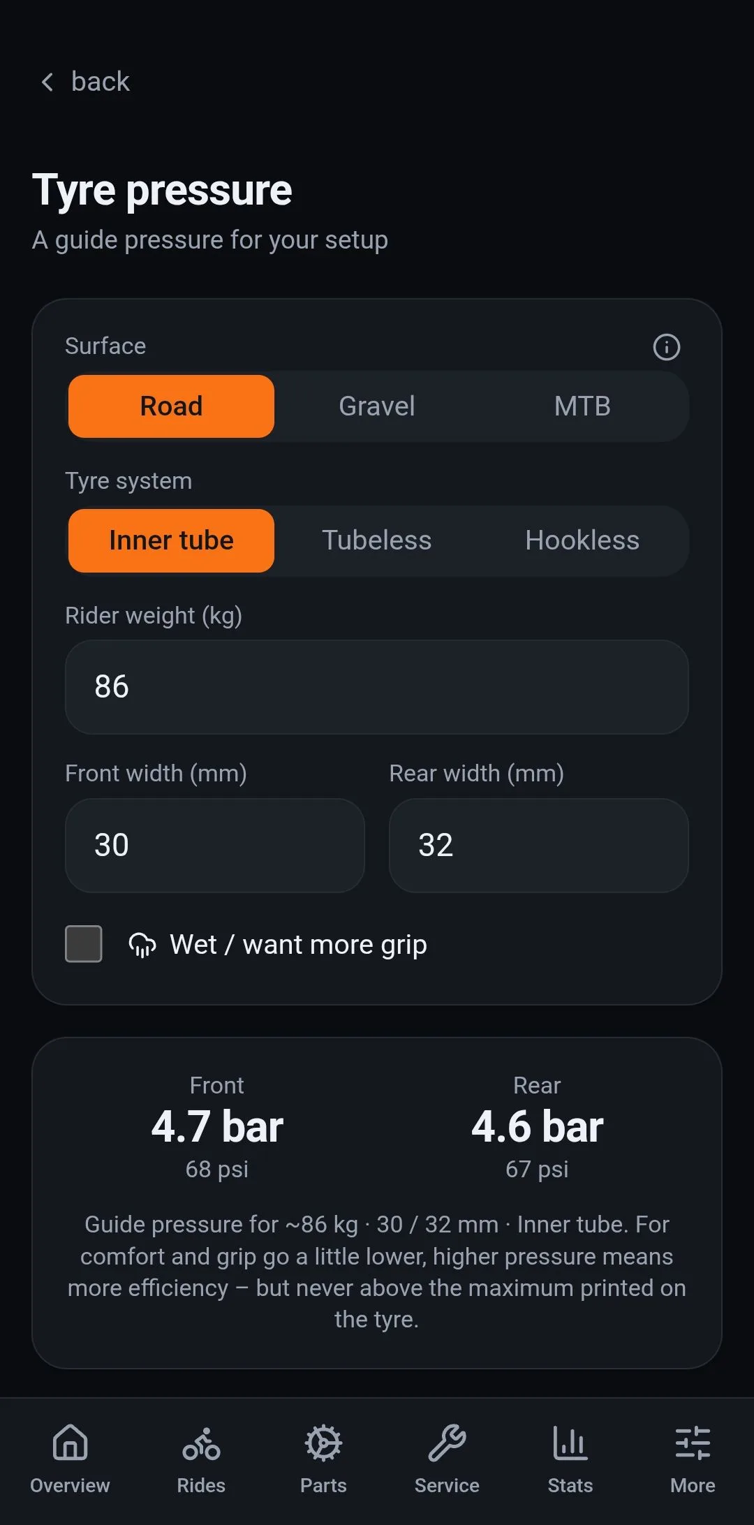 The tyre pressure calculator: guide values for front and rear by weight, width and tyre system